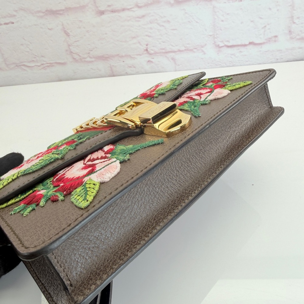 Gucci Sylvie Brown Chain Floral Embroidered Belt Bag - Picture 9 of 15